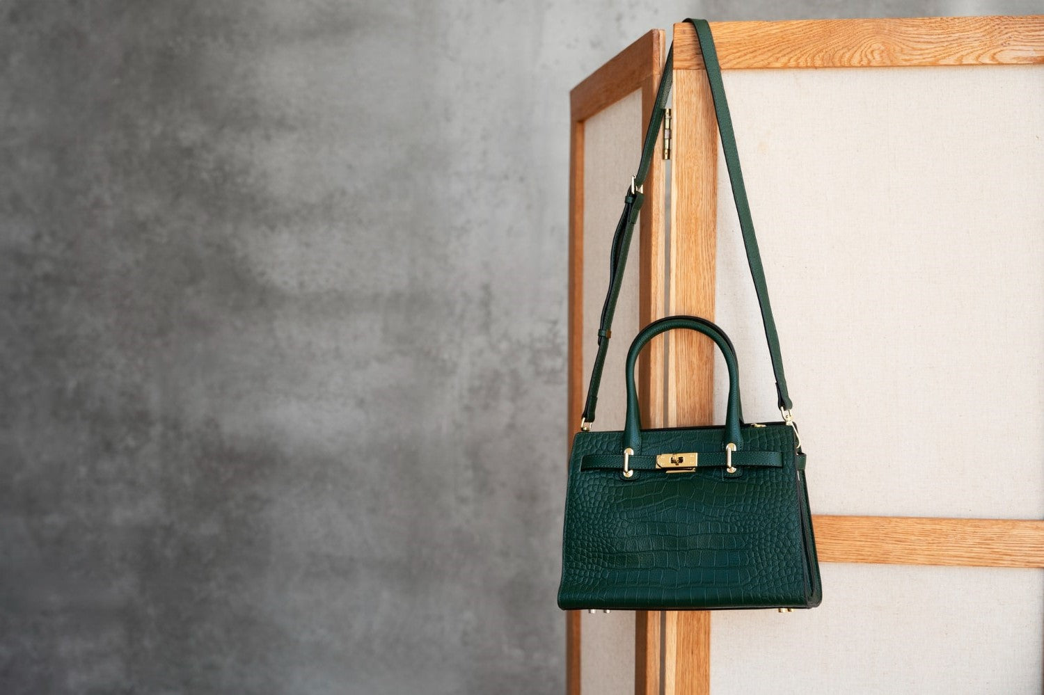 top handle bag UK – luxury top handle purse – classic handbag with handle – elegant handle bag